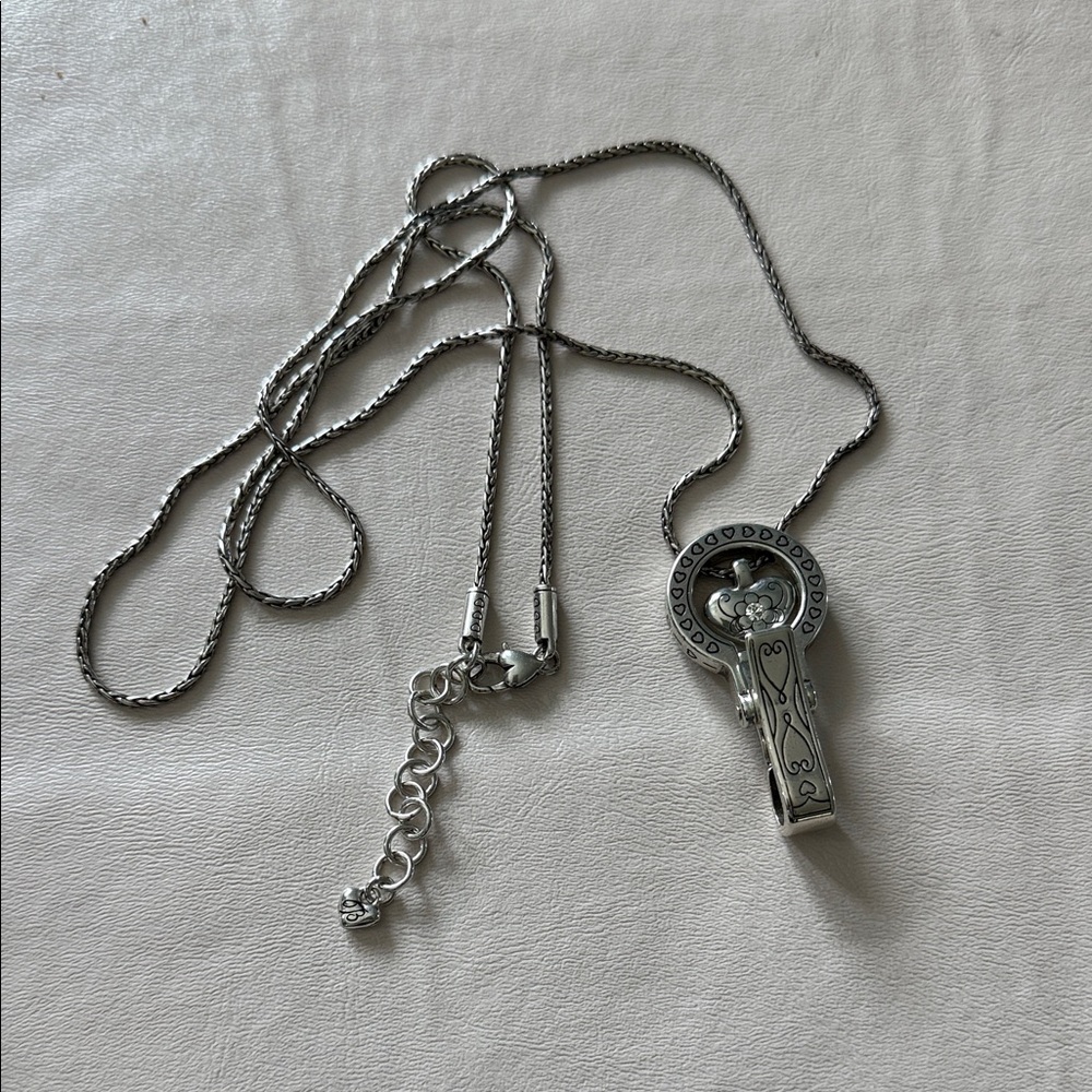 Silver Pendant Necklace